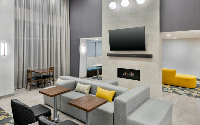 photo 3 of Hampton Inn & Suites Cleveland-Beachwood