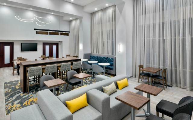 photo 4 of Hampton Inn & Suites Cleveland-Beachwood