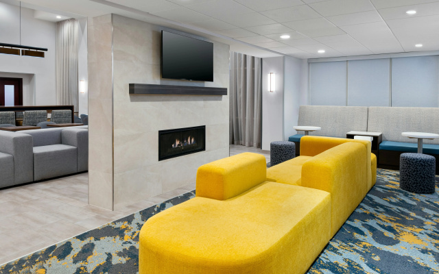 photo 5 of Hampton Inn & Suites Cleveland-Beachwood