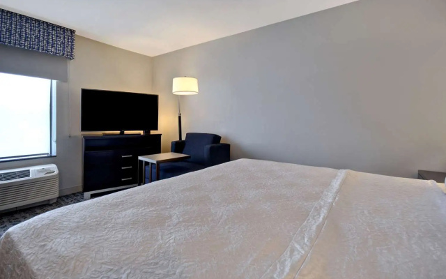 photo 4 of Hampton Inn & Suites Columbia South Fort Meade Area