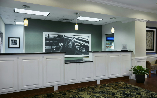photo 2 of Hampton Inn & Suites Concord/Charlotte