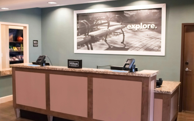 photo 2 of Hampton Inn & Suites Dallas/Frisco North-FieldhouseUSA