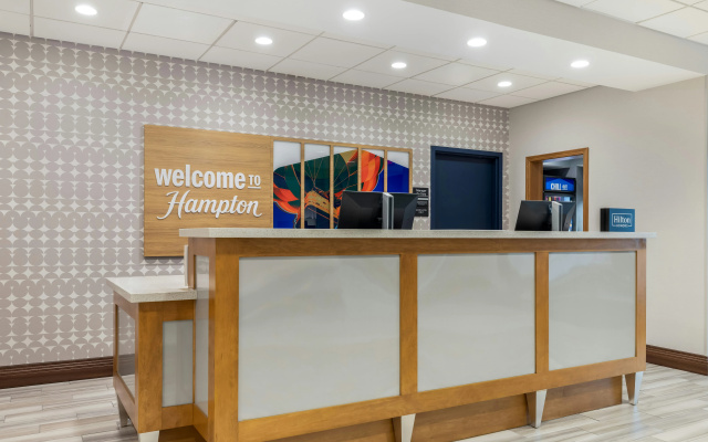 photo 2 of Hampton Inn & Suites Dallas/Plano-East