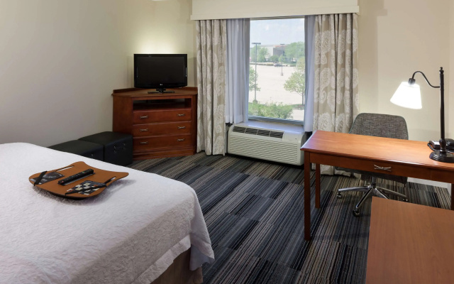 photo 3 of Hampton Inn & Suites Davenport