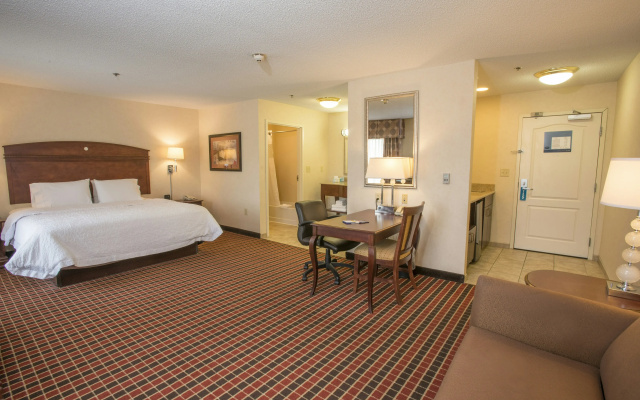 photo 3 of Hampton Inn & Suites Dayton-Airport