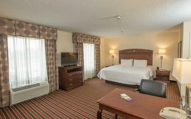 photo 4 of Hampton Inn & Suites Dayton-Airport