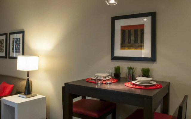 photo 4 of Hampton Inn & Suites Denver Downtown-Convention Center