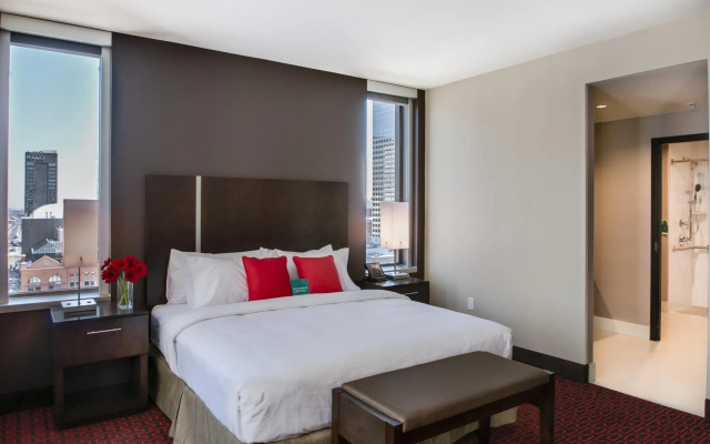 photo 5 of Hampton Inn & Suites Denver Downtown-Convention Center