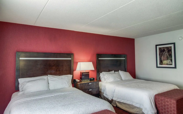 photo 3 of Hampton Inn & Suites Detroit / Airport - Romulus