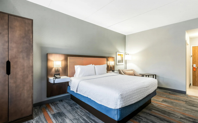 photo 3 of Hampton Inn & Suites Phoenix-Goodyear