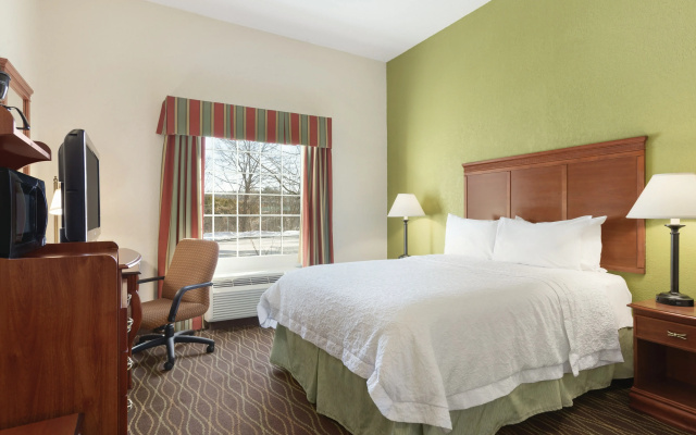photo 3 of Hampton Inn & Suites Greenfield
