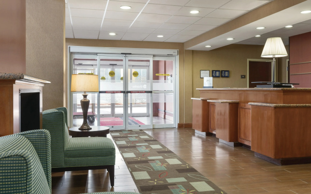 photo 4 of Hampton Inn & Suites Greenfield