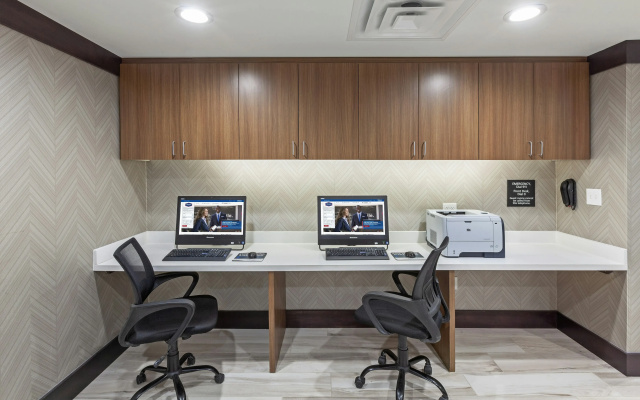 photo 3 of Hampton Inn & Suites Houston-Bush Intercontinental Aprt