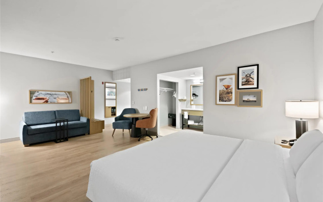 photo 5 of Hampton Inn & Suites Lancaster