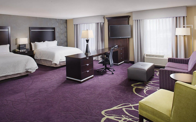 photo 3 of Hampton Inn & Suites Lansing West