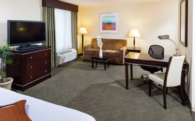 photo 5 of Hampton Inn & Suites Las Vegas South