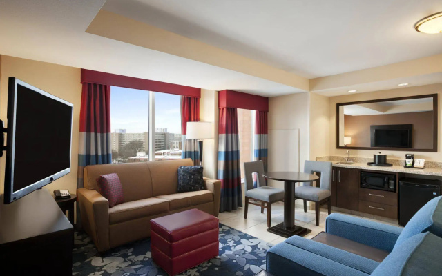 photo 4 of Hampton Inn & Suites Madison / Downtown