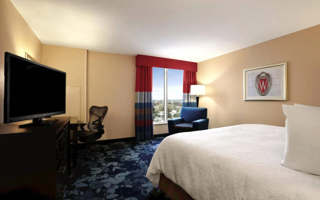 photo 5 of Hampton Inn & Suites Madison / Downtown