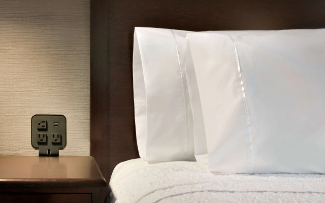 photo 4 of Hampton Inn & Suites Mahwah