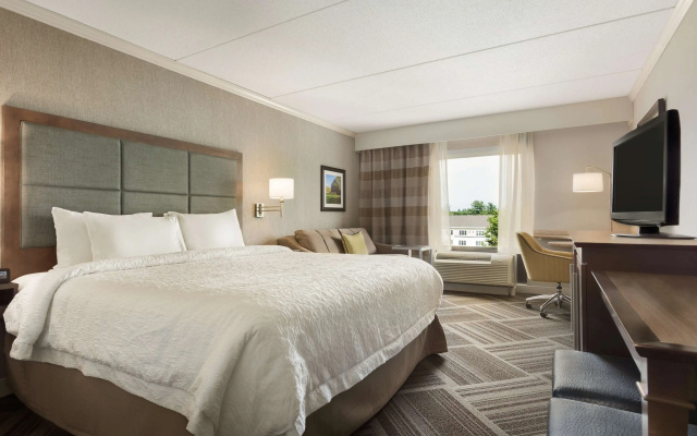 photo 3 of Hampton Inn & Suites Manchester-Bedford