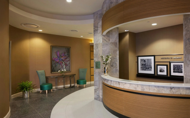 photo 2 of Hampton Inn & Suites Miami/Brickell-Downtown