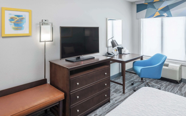 photo 5 of Hampton Inn & Suites by Hilton Miami-Doral/Dolphin Mall