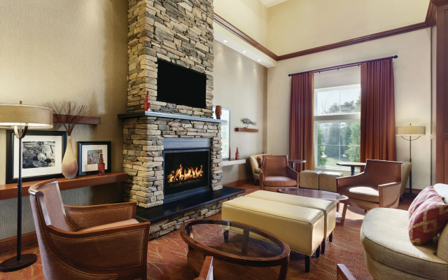 photo 2 of Hampton Inn & Suites Mystic