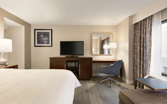 photo 4 of Hampton Inn & Suites Nashville Downtown