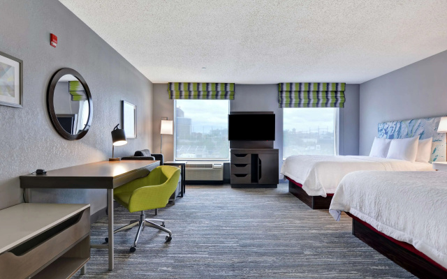photo 4 of Hampton Inn & Suites Newark-Harrison-Riverwalk
