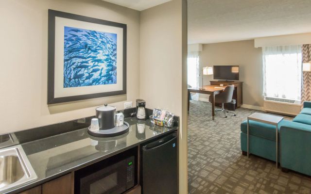 photo 4 of Hampton Inn & Suites Orlando At SeaWorld