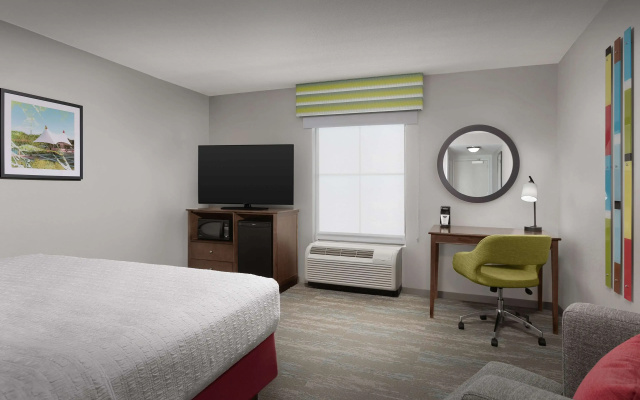 photo 4 of Hampton Inn & Suites Orlando-North/Altamonte Springs