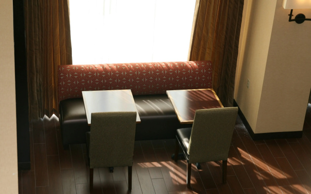 photo 4 of Hampton Inn & Suites Oxford Anniston