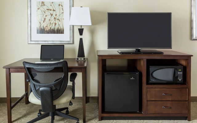 photo 4 of Hampton Inn & Suites Philadelphia Montgomeryville