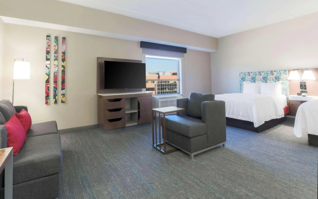 photo 4 of Hampton Inn & Suites Pittsburgh-Downtown