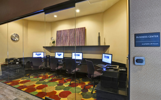 photo 3 of Hampton Inn & Suites Raleigh/Crabtree Valley