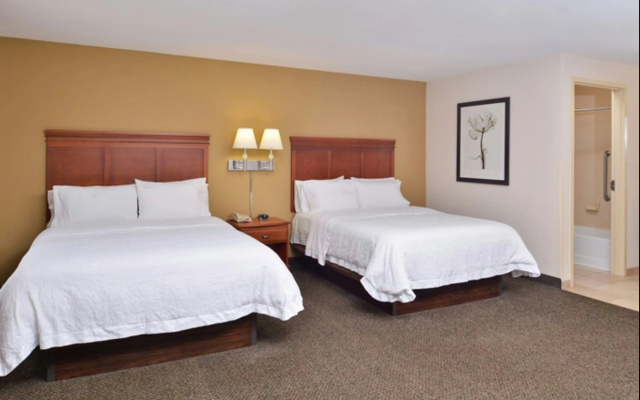 photo 4 of Hampton Inn & Suites Richmond, IN