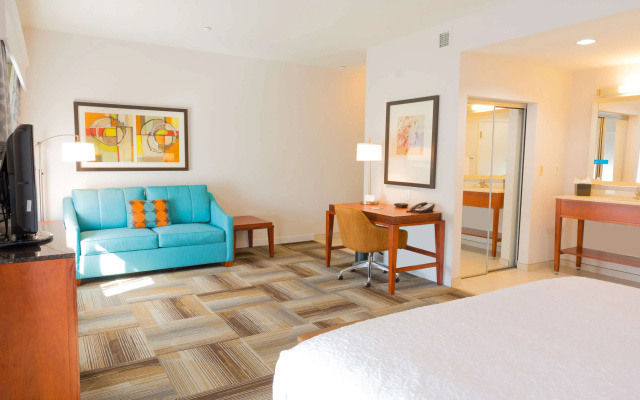 photo 4 of Hampton Inn & Suites Riverside/Corona East