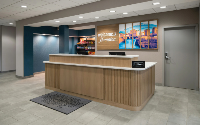 photo 2 of Hampton Inn & Suites Rochester/Henrietta