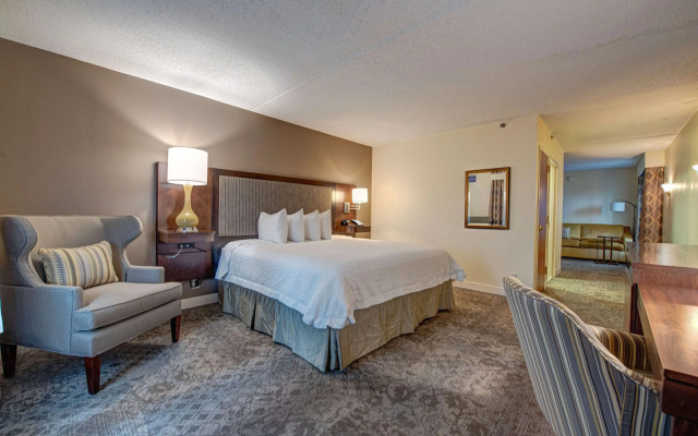 photo 3 of Hampton Inn & Suites Rockville Centre