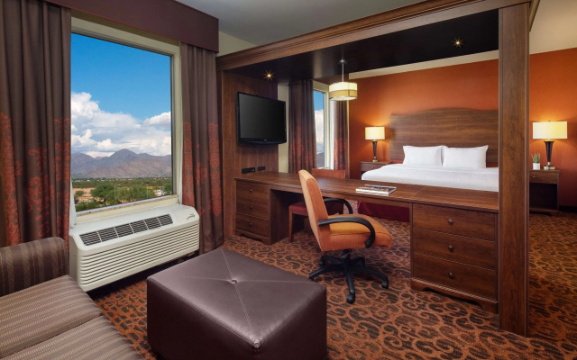 photo 4 of Hampton Inn & Suites Scottsdale at Talking Stick