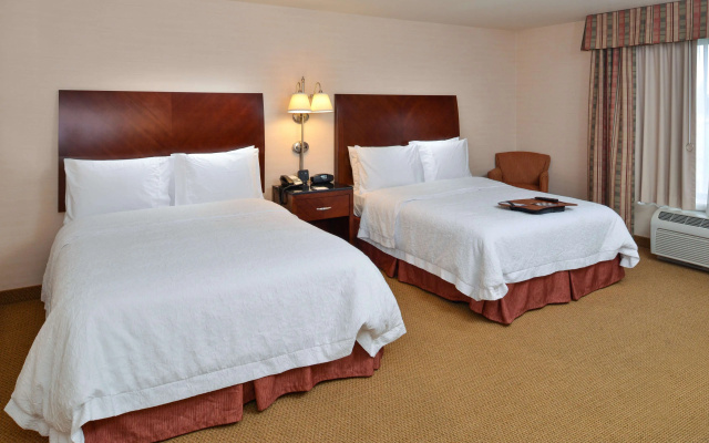 photo 3 of Hampton Inn & Suites Tacoma