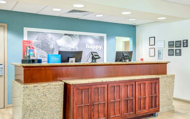 photo 3 of Hampton Inn & Suites Westford-Chelmsford