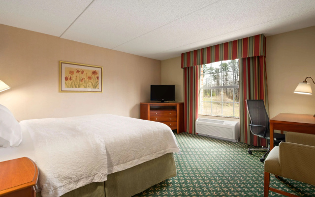 photo 5 of Hampton Inn & Suites Williamsburg-Central