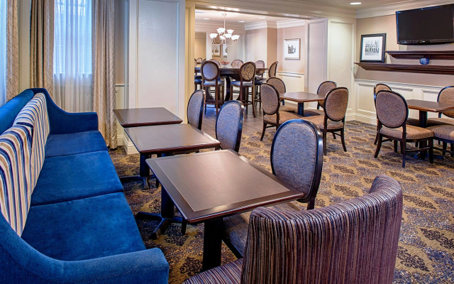 photo 3 of Hampton Inn & Suites Birmingham-Downtown-Tutwiler