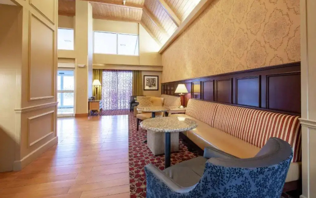 photo 3 of Hampton Inn