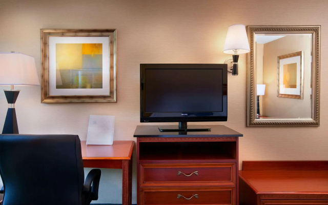photo 4 of Hampton Inn Alexandria/Pentagon South