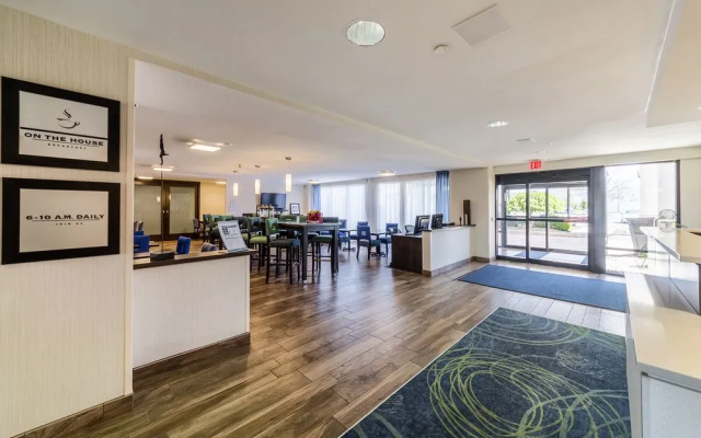 photo 2 of Hampton Inn Allentown