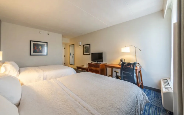 photo 4 of Hampton Inn Allentown