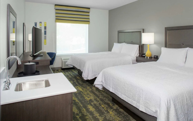 photo 5 of Hampton Inn & Suites Irvine Orange County Airport