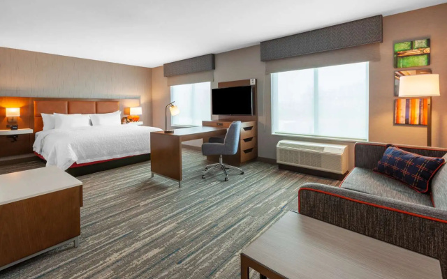photo 3 of Hampton Inn and Suites by Hilton Bloomfield Hills Detroit